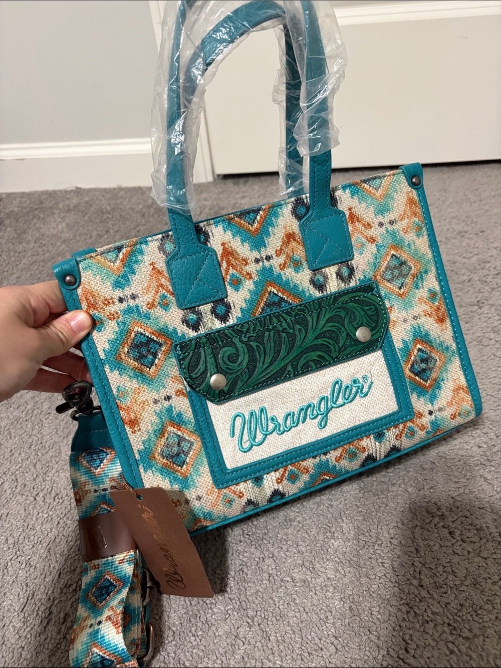 Montana West Wrangler Aztec Tote Bag - Picture 4 of 9
